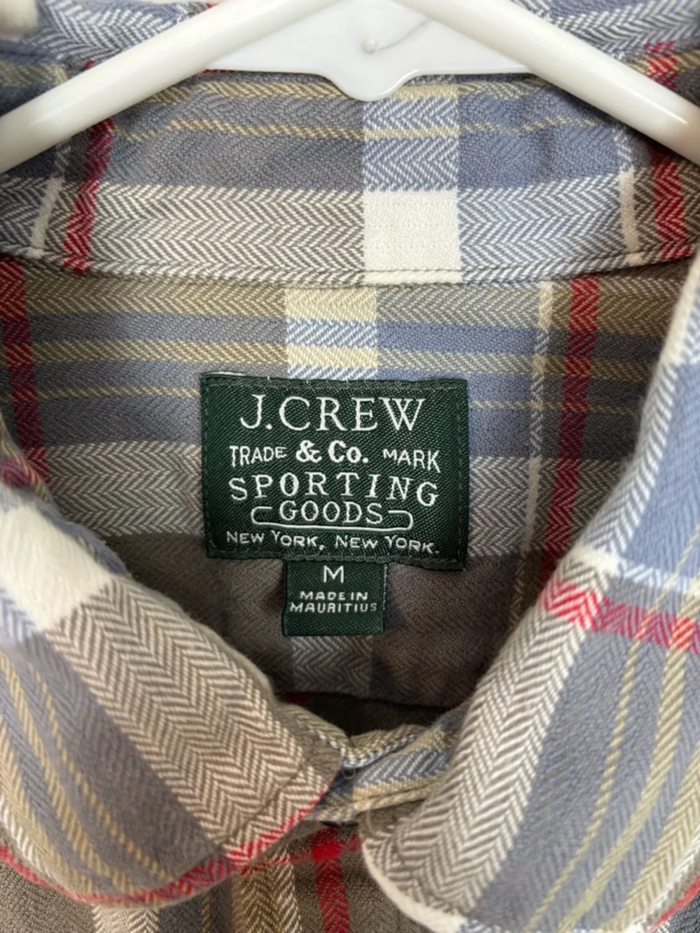 J Crew Shirt Mens Med Wet Gravel Gray Herringbone Plaid Flannel Sporting Button
